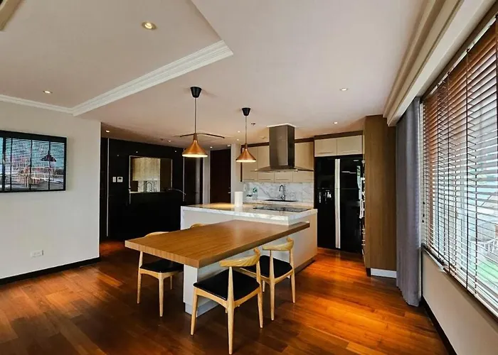 2 Bedroom Urban Oasis Poblacion Manila